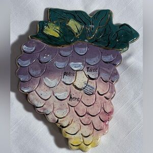 GRAPE GROTTO MUSICAL CNDLE HSE Colorful Ceramic Grape Decor music Box
